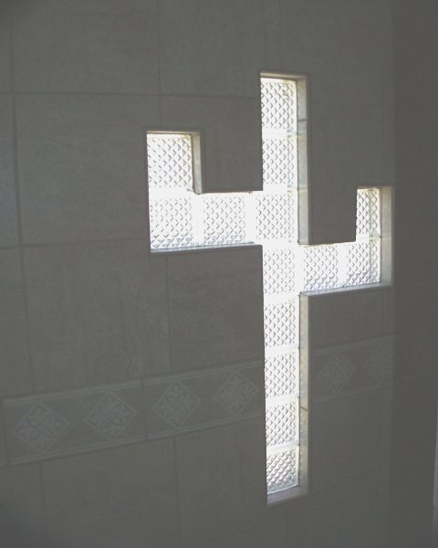 Master shower 3 / Cactus window / lets in lots of light / I LOVE IT!!